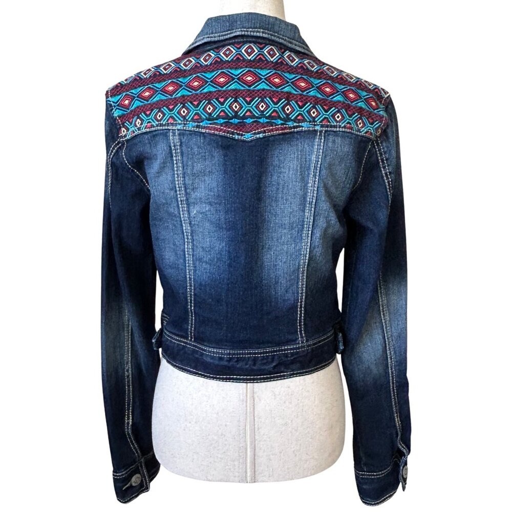 Maurices Aztec Embroidered Dark Sandblast Cotton Denim Jean Jacket - M - Blue